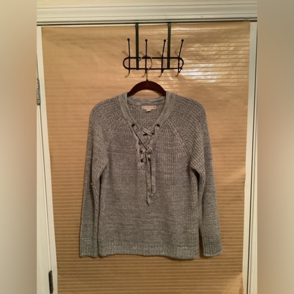 IT’S OUR TIME~WARM SWEATER/ BLOUSE~GREY~SMALL